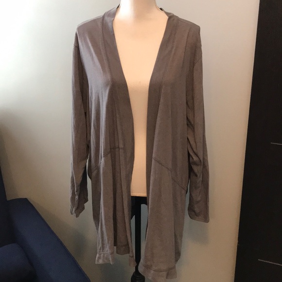 Avenue Sweaters - Avenue Grey open front kimono shrug 30/32
